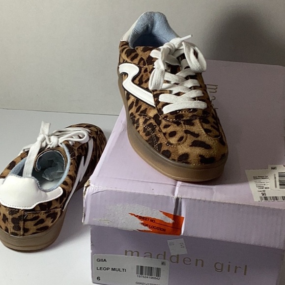 Madden Girl Giia Leopard Print Sneakers - Picture 8 of 10